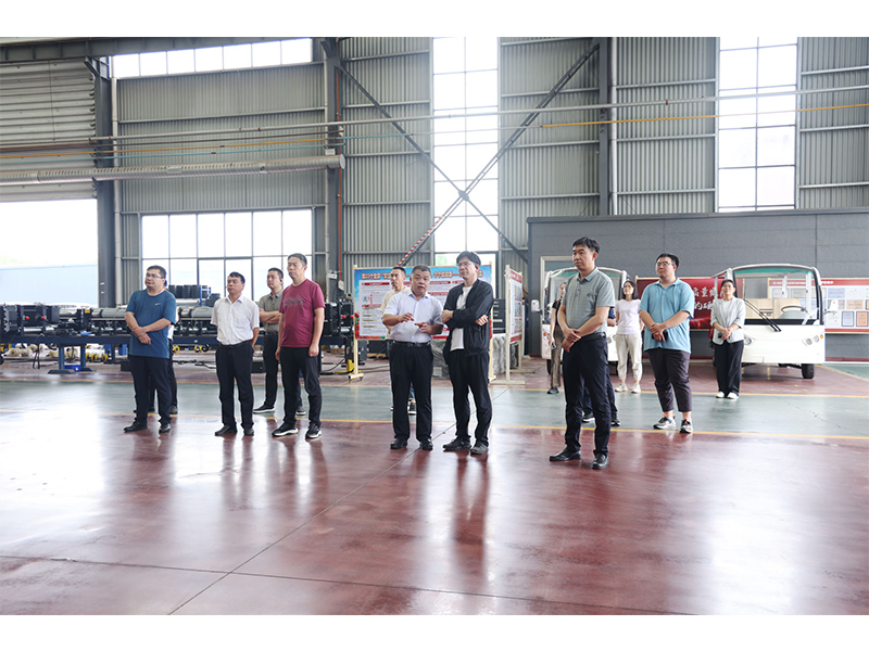 河南ag九游会j9集团|新疆哈密市工信局党组书记蒋笑阳一行莅临公司调研产业链建设情况