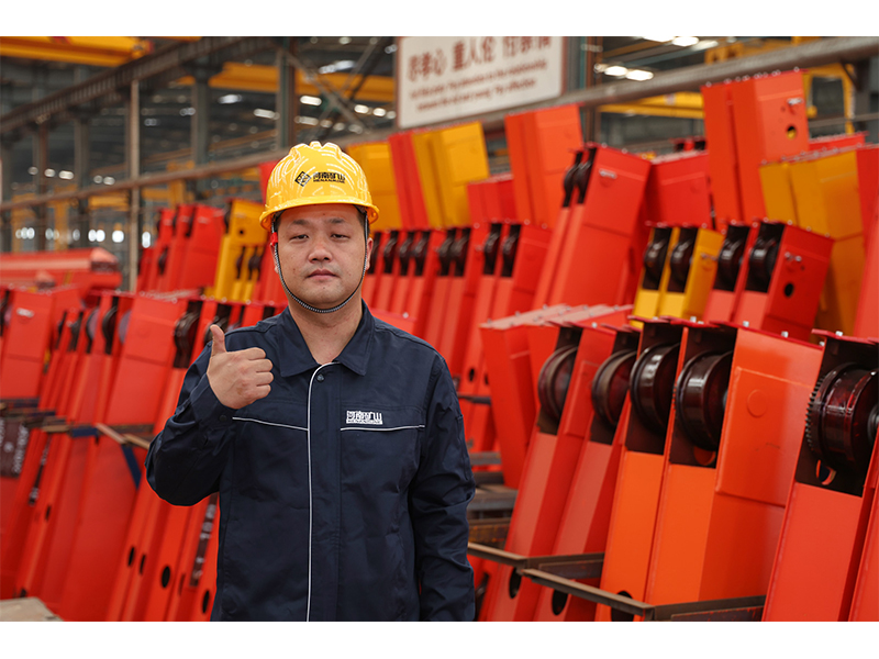 致工匠精神!讲真,他是“有两把刷子”的