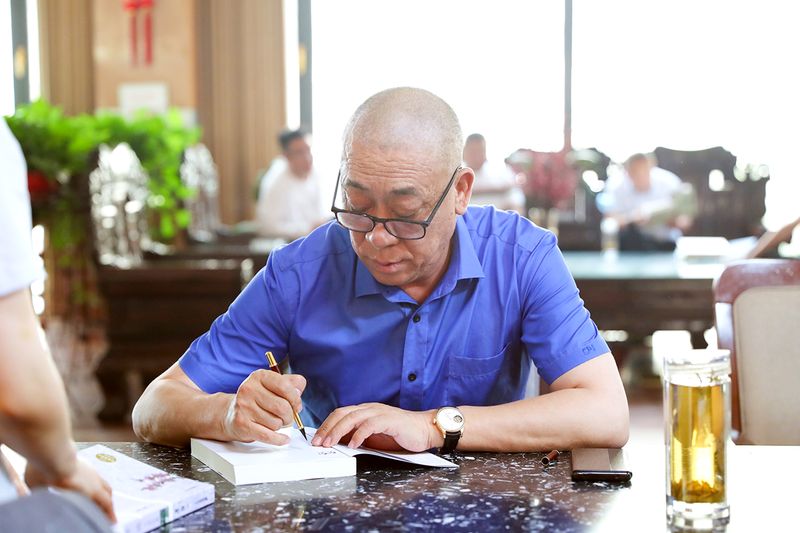 河南省ag九游会j9集团起重机有限公司 河南省ag九游会j9集团起重机有限公司